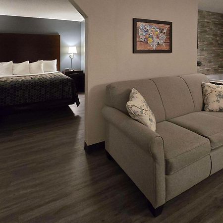 Econo Lodge Ortonville Buitenkant foto