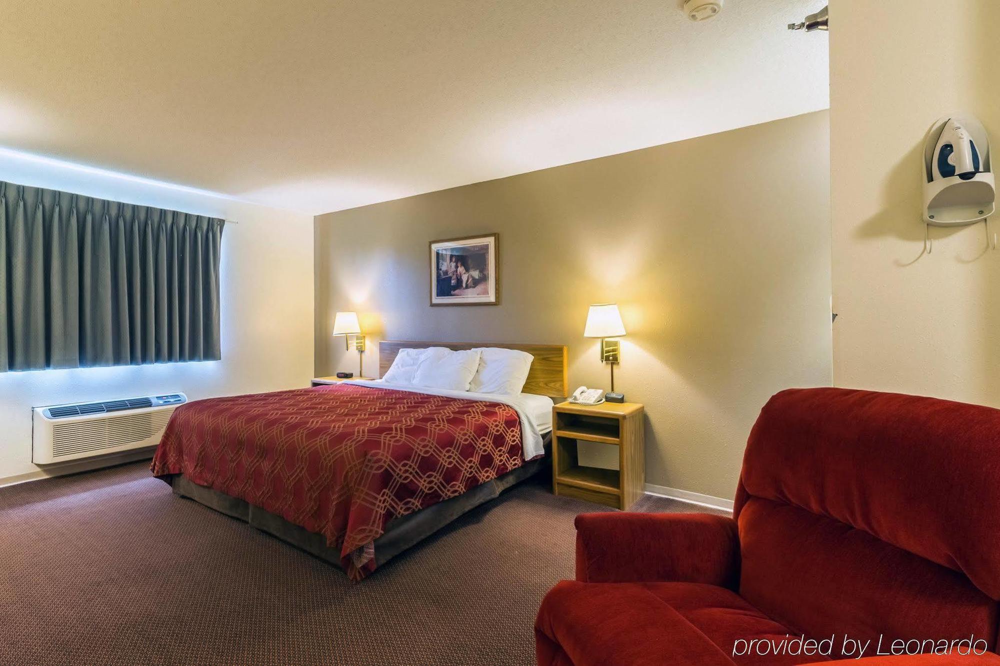 Econo Lodge Ortonville Buitenkant foto
